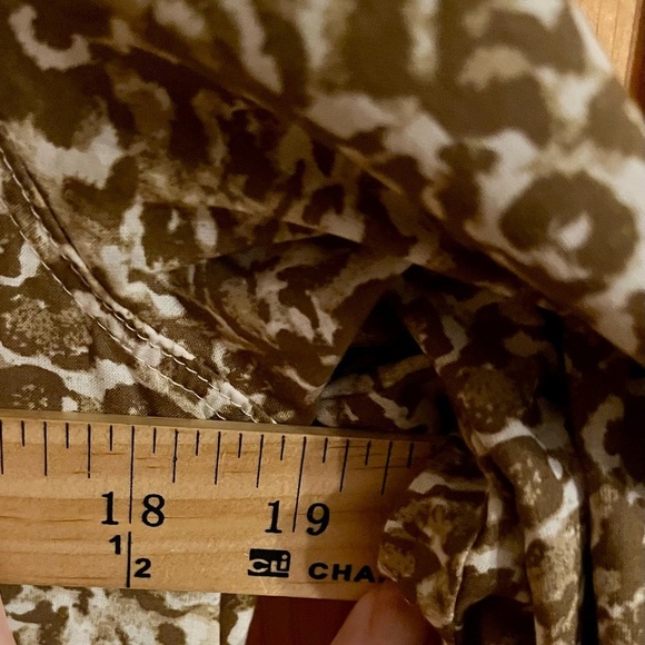 Foxcroft Crocodile Print Button-Up Shirt by Size M Fitted Safari Glam Mob Wife - Picture 10 of 15